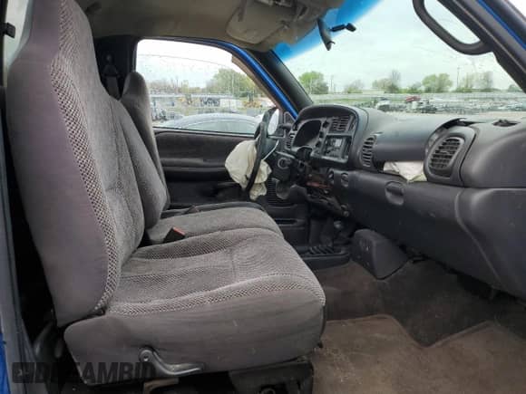 1999 Dodge 1500 с VIN 1B7HF16Y9XS311882, выставлен на аукционе Copart как лот 50290174 с пробегом 245 536 миль миль и Списание • Salvage title. История ставок и продаж доступна на DreamBid. Изображение 7.