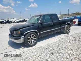 2000 GMC Sierra 1500 SLE with VIN 1GTEC19V9YZ306218, listed as a Copart auction lot 81224535 with Not provided miles and Salvage title. Bid and sale history available at DreamBid. Image 1.