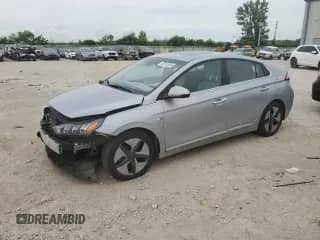 2020 Hyundai Ioniq Limited с VIN KMHC05LC5LU211932, выставлен на аукционе Copart как лот 60512865 с пробегом 142 692 миль миль и Списание • Salvage title. История ставок и продаж доступна на DreamBid. Изображение 1.
