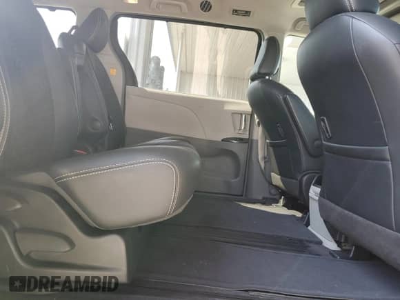 2012 Toyota Sienna SE with VIN 5TDXK3DC7CS206626, listed as a Copart auction lot 69088265 with 139,404 mi miles and Salvage title. Bid and sale history available at DreamBid. Image 11.