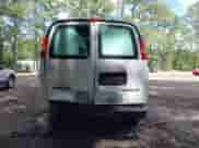 2006 Chevrolet Express Cargo z VIN 1GCGG25V661244491, wystawiony jako IAAI lot #42747829 z przebiegiem 222 890 mil mil oraz . Historia ofert i sprzedaży dostępna na DreamBid. Obrazek 16.
