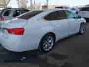 2015 Chevrolet Impala LT z VIN 2G1125S35F9110276, wystawiony jako IAAI lot #42866193 z przebiegiem 165 156 mil mil oraz . Historia ofert i sprzedaży dostępna na DreamBid. Obrazek 4.