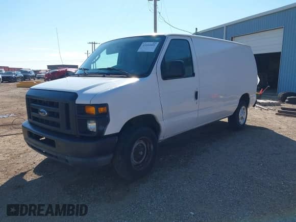 2011 Ford Econoline Cargo Commercial с VIN 1FTNE1EWXBDA09164, выставлен на аукционе IAAI как лот 43104491 с пробегом 121 723 миль миль и . История ставок и продаж доступна на DreamBid. Изображение 2.