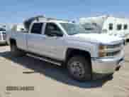 2015 Chevrolet Silverado 2500HD Work Truck z VIN 1GC1KUEG0FF536514, wystawiony jako Copart lot #53471415 z przebiegiem 187 156 mil mil oraz Szkoda całkowita • Salvage title. Historia ofert i sprzedaży dostępna na DreamBid. Obrazek 4.