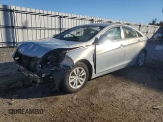 2011 Hyundai Sonata GLS z VIN 5NPEB4AC7BH241012, wystawiony jako Copart lot #87239255 z przebiegiem 182 921 mil mil oraz Czysty tytuł • Clean title. Historia ofert i sprzedaży dostępna na DreamBid. Obrazek 1.
