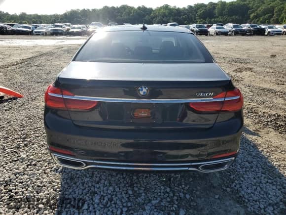 2018 BMW 7 Series 750i с VIN WBA7F0C52JGM24063, выставлен на аукционе Copart как лот 61251915 с пробегом 89 955 миль миль и Чистый • Clean title. История ставок и продаж доступна на DreamBid. Изображение 6.