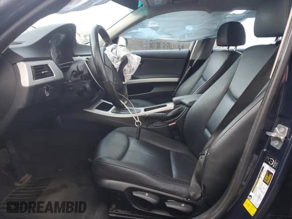 2010 BMW 3 Series 323i с VIN WBAPG7C5XAA794413, выставлен на аукционе Copart как лот 80821145 с пробегом 259 630 миль миль и Списание • Salvage title. История ставок и продаж доступна на DreamBid. Изображение 7.