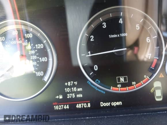 2012 BMW 5 Series 528i xDrive с VIN WBAXH5C56CDW05839, выставлен на аукционе IAAI как лот 42821103 с пробегом 162 744 миль миль и . История ставок и продаж доступна на DreamBid. Изображение 7.