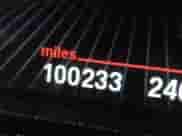 2015 BMW 5 Series 550i с VIN WBAKN9C57FD961425, выставлен на аукционе IAAI как лот 41319817 с пробегом 100 233 миль миль и . История ставок и продаж доступна на DreamBid. Изображение 15.