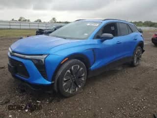 2024 Chevrolet Blazer EV RWD RS с VIN 3GNKDHRK9RS242458, выставлен на аукционе Copart как лот 76824854 с пробегом 4 117 миль миль и Списание • Salvage title. История ставок и продаж доступна на DreamBid. Изображение 1.