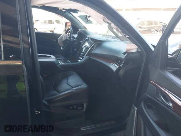 2016 Cadillac Escalade ESV с VIN 1GYS3GKJ6GR331812, выставлен на аукционе IAAI как лот 41347611 с пробегом 115 469 миль миль и . История ставок и продаж доступна на DreamBid. Изображение 5.