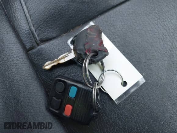 2006 Ford Mustang Standard с VIN 1ZVHT80N565154958, выставлен на аукционе IAAI как лот 42802717 с пробегом 340 826 миль миль и . История ставок и продаж доступна на DreamBid. Изображение 11.