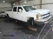 2015 Chevrolet Silverado 2500HD Work Truck с VIN 1GC1KUE88FF175767, выставлен на аукционе IAAI как лот 43463710 с пробегом 267 000 миль миль и . История ставок и продаж доступна на DreamBid. Изображение 1.