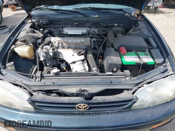 1995 Toyota Camry LE z VIN JT2SK12E1S0330730, wystawiony jako IAAI lot #42916715 z przebiegiem 139 883 mil mil oraz . Historia ofert i sprzedaży dostępna na DreamBid. Obrazek 10.