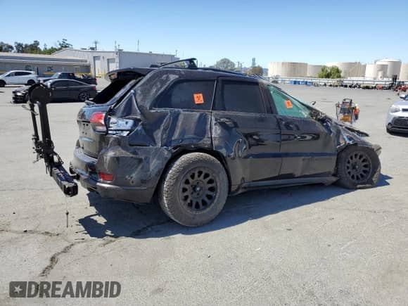 2019 Jeep Grand Cherokee Overland z VIN 1C4RJFCT5KC661358, wystawiony jako Copart lot #66953355 z przebiegiem 109 142 mil mil oraz Nie do naprawy • Non repairable. Historia ofert i sprzedaży dostępna na DreamBid. Obrazek 3.