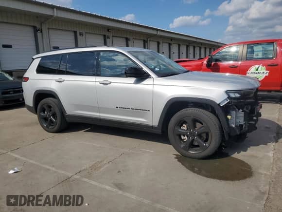 2023 Jeep Grand Cherokee Limited with VIN 1C4RJKBG6P8701096, listed as a Copart auction lot 69217155 with 58,888 mi miles and Salvage title. Bid and sale history available at DreamBid. Image 4.