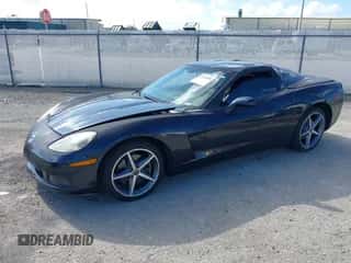 2013 Chevrolet Corvette 2LT с VIN 1G1YF2DW4D5102916, выставлен на аукционе IAAI как лот 43396499 с пробегом 56 504 миль миль и . История ставок и продаж доступна на DreamBid. Изображение 2.