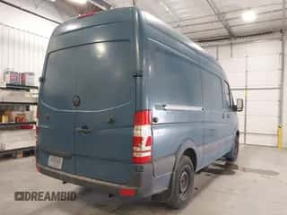 2007 Dodge Sprinter with VIN WD0PE745975152295, listed as a IAAI auction lot 41718364 with 248,424 mi miles and . Bid and sale history available at DreamBid. Image 4.
