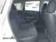 2015 Nissan Note SV z VIN 3N1CE2CPXFL399128, wystawiony jako IAAI lot #42532258 z przebiegiem 68 825 mil mil oraz . Historia ofert i sprzedaży dostępna na DreamBid. Obrazek 8.