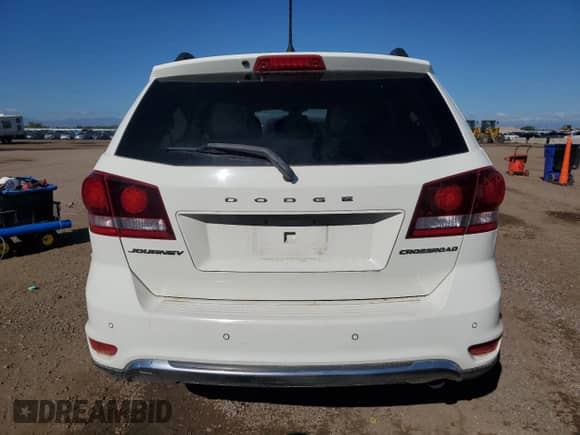 2020 Dodge Journey Crossroad with VIN 3C4PDCGBXLT212763, listed as a Copart auction lot 81423615 with 106,712 mi miles and Salvage title. Bid and sale history available at DreamBid. Image 6.