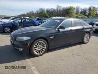 2011 BMW 5 Series 535i xDrive с VIN WBAFU7C51BC781494, выставлен на аукционе Copart как лот 57799765 с пробегом 56 539 миль миль и На запчасти • Non repairable. История ставок и продаж доступна на DreamBid. Изображение 1.