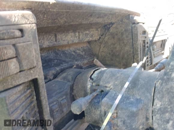 1994 Chevrolet Astro with VIN 1GNDM19W4RB118872, listed as a IAAI auction lot 40709871 with Not provided miles and . Bid and sale history available at DreamBid. Image 7.