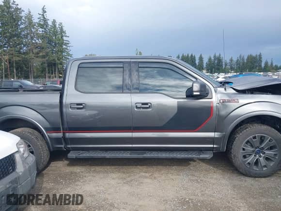 2017 Ford F-150 XL z VIN 1FTEW1EF1HFB45502, wystawiony jako IAAI lot #43426611 z przebiegiem 148 466 mil mil oraz . Historia ofert i sprzedaży dostępna na DreamBid. Obrazek 14.