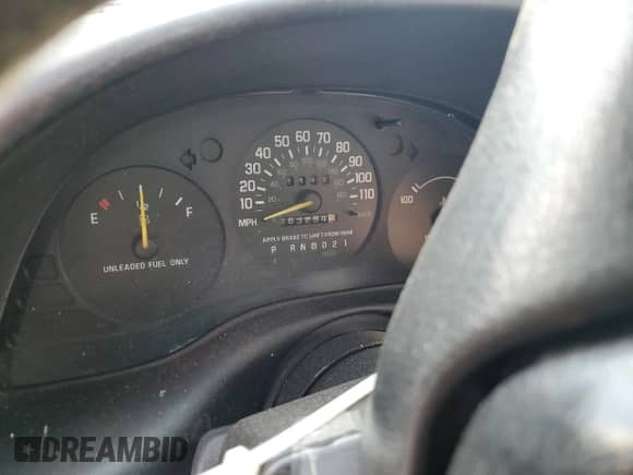 1999 Chevrolet Monte Carlo LS с VIN 2G1WW12M7X9229427, выставлен на аукционе Copart как лот 73189194 с пробегом 263 294 миль миль и Списание • Salvage title. История ставок и продаж доступна на DreamBid. Изображение 9.