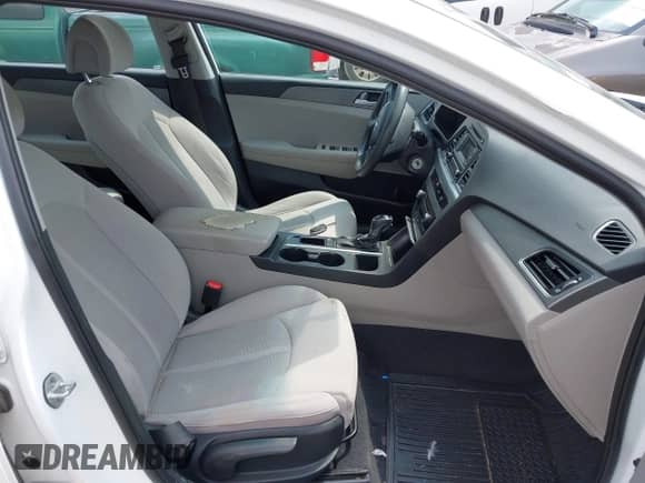 2016 Hyundai Sonata SE with VIN 5NPE24AF6GH417176, listed as a IAAI auction lot 42889380 with 177,278 mi miles and . Bid and sale history available at DreamBid. Image 5.