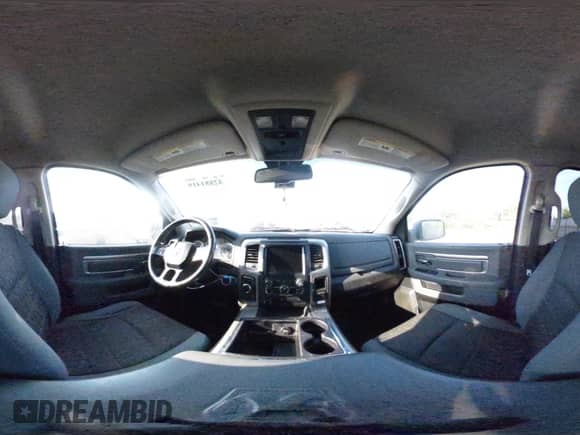 2013 Ram 1500 Big Horn z VIN 1C6RR7LT5DS621215, wystawiony jako IAAI lot #42881419 z przebiegiem 251 070 mil mil oraz . Historia ofert i sprzedaży dostępna na DreamBid. Obrazek 18.