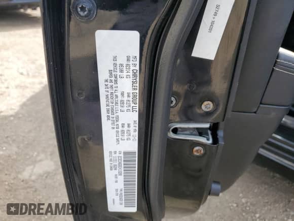 2012 Chrysler 300 S z VIN 2C3CCABG8CH115289, wystawiony jako Copart lot #75742994 z przebiegiem 176 182 mil mil oraz Szkoda całkowita • Salvage title. Historia ofert i sprzedaży dostępna na DreamBid. Obrazek 13.