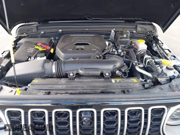 2025 Jeep Wrangler Sahara с VIN 1C4PJXEN7SW518700, выставлен на аукционе IAAI как лот 43325248 с пробегом 11 580 миль миль и . История ставок и продаж доступна на DreamBid. Изображение 10.