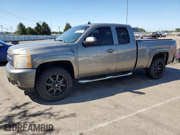 2009 Chevrolet Silverado 1500 LTZ с VIN 1GCEK39019Z228053, выставлен на аукционе Copart как лот 69630765 с пробегом 119 852 миль миль и Списание • Salvage title. История ставок и продаж доступна на DreamBid. Изображение 1.