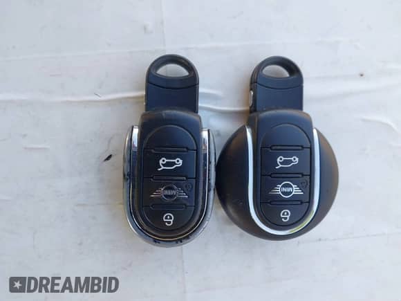 2019 MINI Hardtop Cooper with VIN WMWXP5C50K2H95671, listed as a IAAI auction lot 43432989 with 119,335 mi miles and . Bid and sale history available at DreamBid. Image 11.