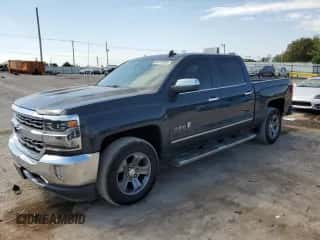 2018 Chevrolet Silverado 1500 LTZ z VIN 3GCPCSEC0JG114937, wystawiony jako Copart lot #84410245 z przebiegiem 181 575 mil mil oraz Szkoda całkowita • Salvage title. Historia ofert i sprzedaży dostępna na DreamBid. Obrazek 1.
