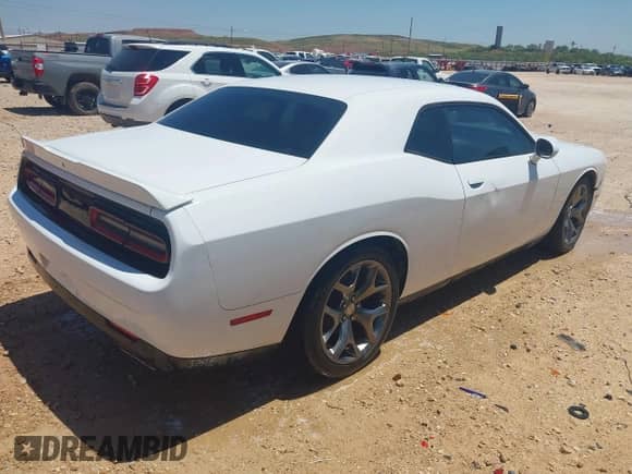 2016 Dodge Challenger SXT with VIN 2C3CDZAG4GH201752, listed as a IAAI auction lot 42930756 with 172,199 mi miles and . Bid and sale history available at DreamBid. Image 4.