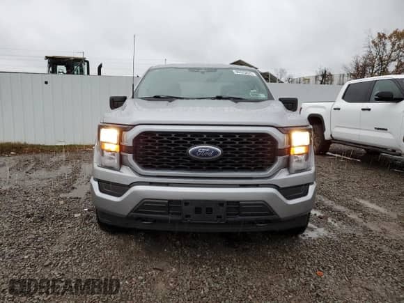 2023 Ford F-150 XL с VIN 1FTFW1E59PKD39339, выставлен на аукционе Copart как лот 90523825 с пробегом 83 174 миль миль и Списание • Salvage title. История ставок и продаж доступна на DreamBid. Изображение 5.