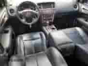 2016 Nissan Pathfinder SV z VIN 5N1AR2MM9GC652798, wystawiony jako Copart lot #62676245 z przebiegiem 92 245 mil mil oraz Szkoda całkowita • Salvage title. Historia ofert i sprzedaży dostępna na DreamBid. Obrazek 8.