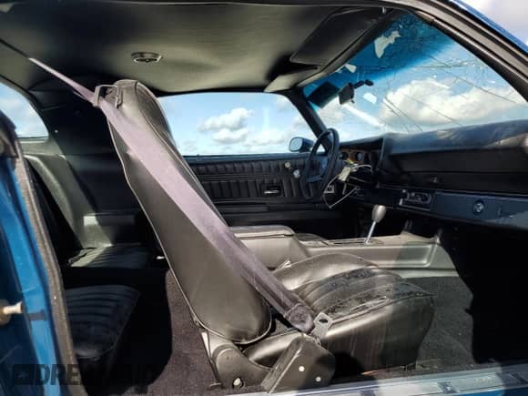 1976 Chevrolet Camaro с VIN 1Q87Q6N626676, выставлен на аукционе Copart как лот 49969535 с пробегом 90 406 миль миль и Списание • Salvage title. История ставок и продаж доступна на DreamBid. Изображение 10.