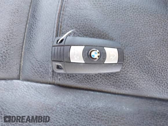 2011 BMW 3 Series 328i xDrive с VIN WBAKF5C50BE656391, выставлен на аукционе IAAI как лот 43355526 с пробегом 156 686 миль миль и . История ставок и продаж доступна на DreamBid. Изображение 11.