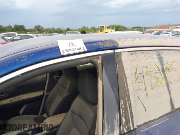 2025 Nissan Kicks S with VIN 3N8AP6BB0SL358663, listed as a IAAI auction lot 43005453 with Not provided miles and . Bid and sale history available at DreamBid. Image 6.