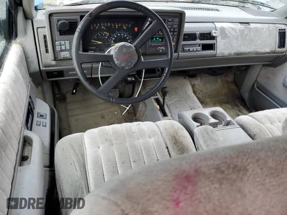 1993 Chevrolet Blazer с VIN 1GNEK18K5PJ329297, выставлен на аукционе Copart как лот 86625624 с пробегом 91 504 миль миль и Списание • Salvage title. История ставок и продаж доступна на DreamBid. Изображение 8.