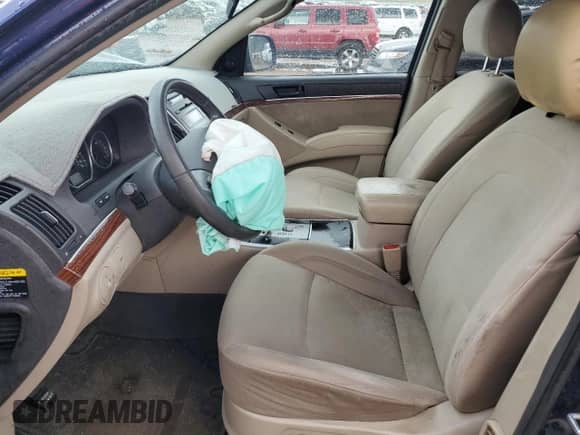 2008 Hyundai Veracruz GLS с VIN KM8NU13C38U077273, выставлен на аукционе Copart как лот 72068794 с пробегом Не указан миль и Списание • Salvage title. История ставок и продаж доступна на DreamBid. Изображение 7.