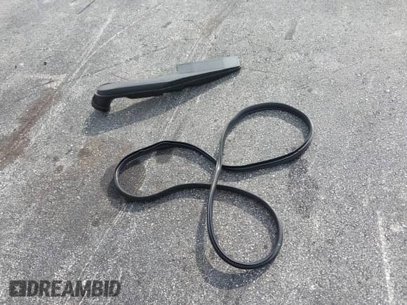 2025 Hyundai Sonata SEL with VIN KMHL64JA1SA484103, listed as a IAAI auction lot 43184663 with 11,847 mi miles and . Bid and sale history available at DreamBid. Image 12.