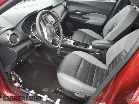 2022 Nissan Kicks SR with VIN 3N1CP5DV3NL490197, listed as a Copart auction lot 57020395 with 72,395 mi miles and Salvage title. Bid and sale history available at DreamBid. Image 7.