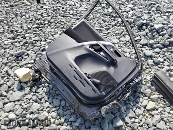 2015 Toyota RAV4 LE with VIN JTMBFREV2FD146708, listed as a Copart auction lot 82105465 with Not provided miles and Salvage title. Bid and sale history available at DreamBid. Image 12.