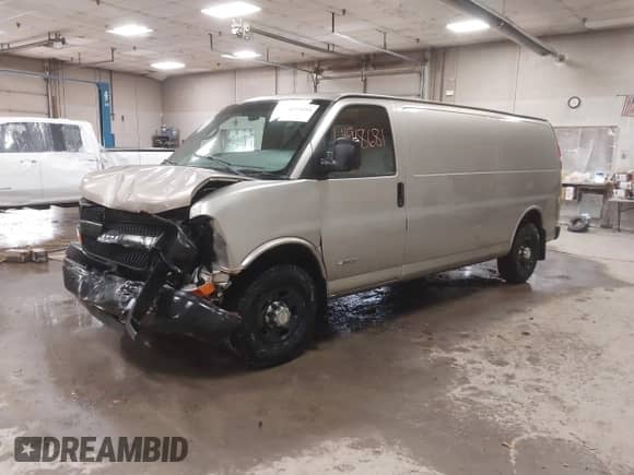 2004 Chevrolet Express Cargo with VIN 1GCGG29V441219788, listed as a IAAI auction lot 41918681 with 380,000 mi miles and . Bid and sale history available at DreamBid. Image 2.