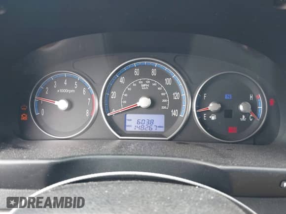 2009 Hyundai Santa Fe SE z VIN 5NMSH73E09H264561, wystawiony jako IAAI lot #42649527 z przebiegiem 148 267 mil mil oraz . Historia ofert i sprzedaży dostępna na DreamBid. Obrazek 7.