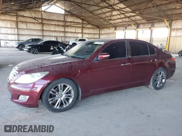 2009 Hyundai Genesis z VIN KMHGC46E99U026064, wystawiony jako Copart lot #73573634 z przebiegiem 201 086 mil mil oraz Czysty tytuł • Clean title. Historia ofert i sprzedaży dostępna na DreamBid. Obrazek 1.