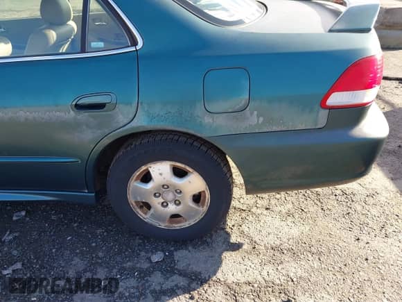 2002 Honda Accord EX with VIN 1HGCG16512A033251, listed as a IAAI auction lot 43526889 with 116,739 mi miles and . Bid and sale history available at DreamBid. Image 12.